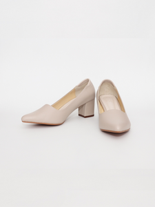 [Online Exclusive] Pointed Block Heel Pumps